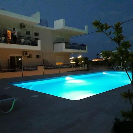 Nick Rooms Stavros  Exterior photo